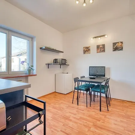 Spacious And Bright Two-bedroom Apartament *