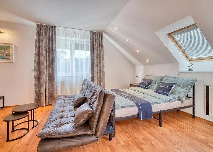 Apartmán Spacious And Bright Two-bedroom